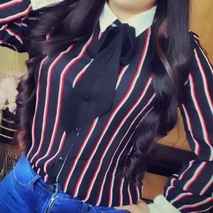 New! Super Cute Long Sleeve Collar Top